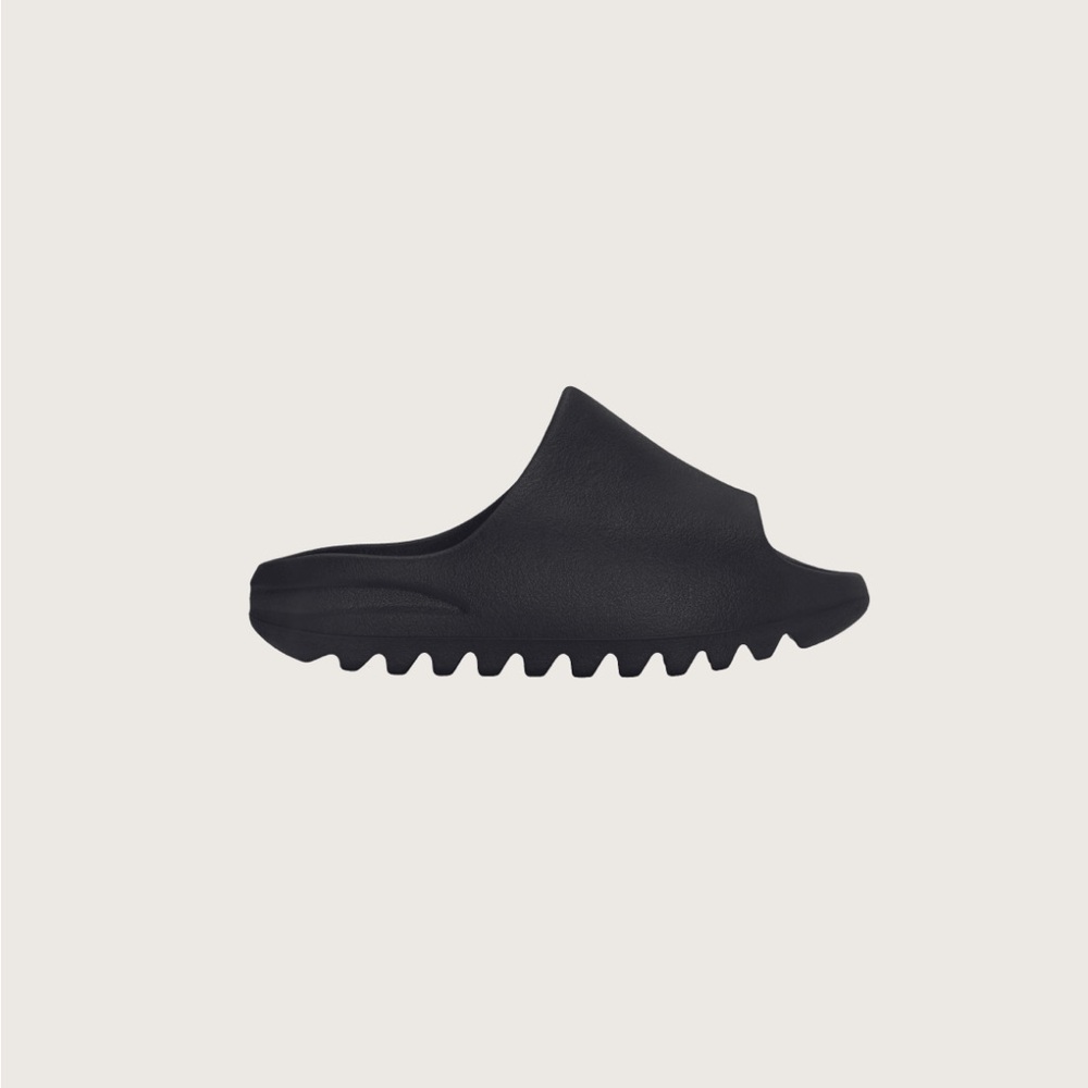 Yeezy Slides - Picture 3 of 3